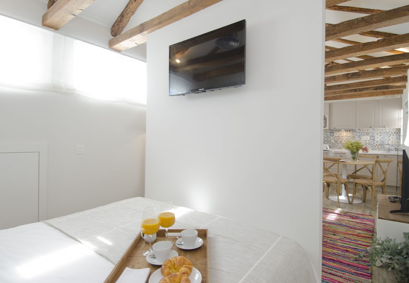 Estudio en Madrid - Apartamento NoMad Rastro Attic en Madrid 