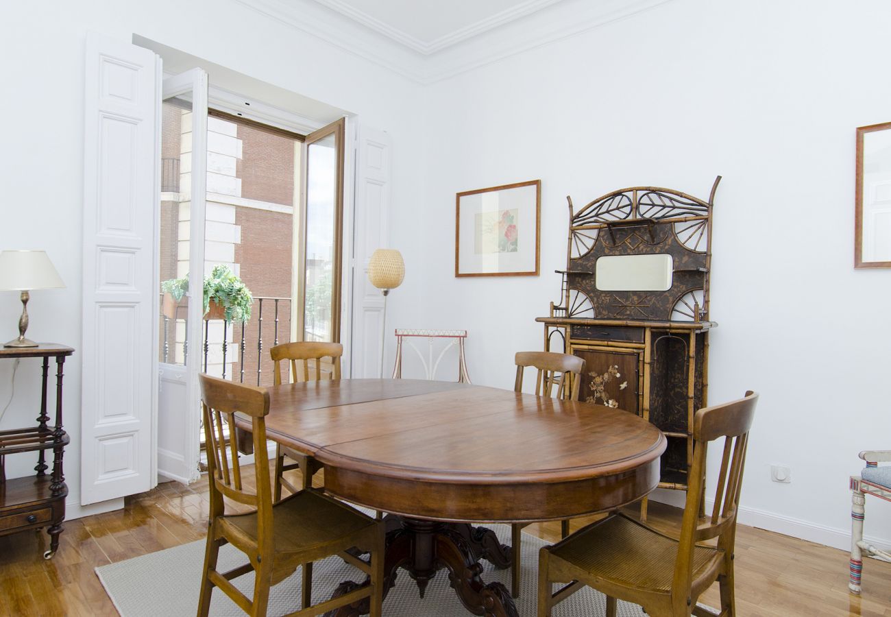 Apartamento en Madrid - Apartamento Paseo del Prado II en Madrid 