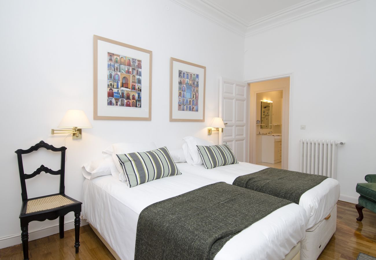 Apartamento en Madrid - Apartamento Paseo del Prado II en Madrid 