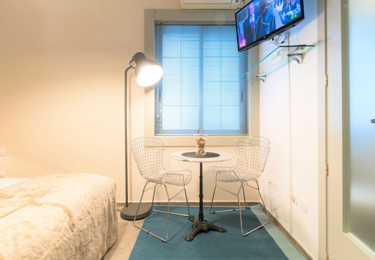 Estudio en Madrid - Apartamento Santa Ana Boutique IV en Madrid