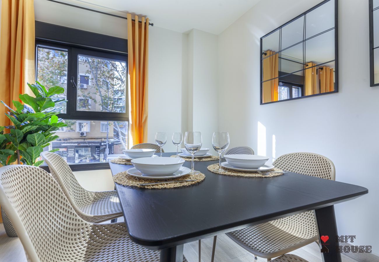 Apartamento en Madrid - Apartamento Antonio Lopez XII en Madrid