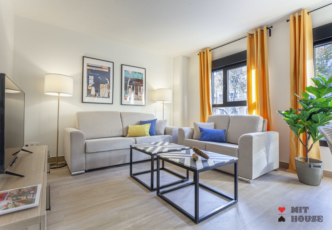 Apartamento en Madrid - Apartamento Antonio Lopez XII en Madrid