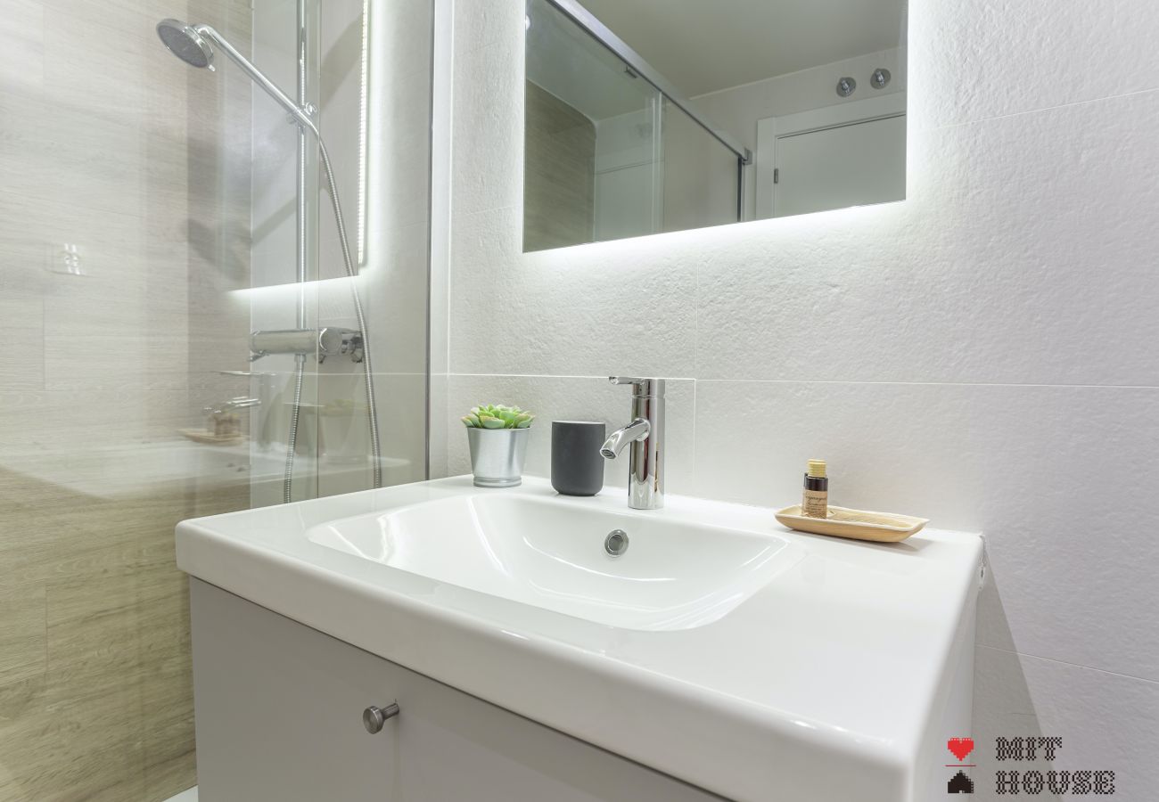 Apartamento en Madrid - Apartamento Antonio Lopez XII en Madrid