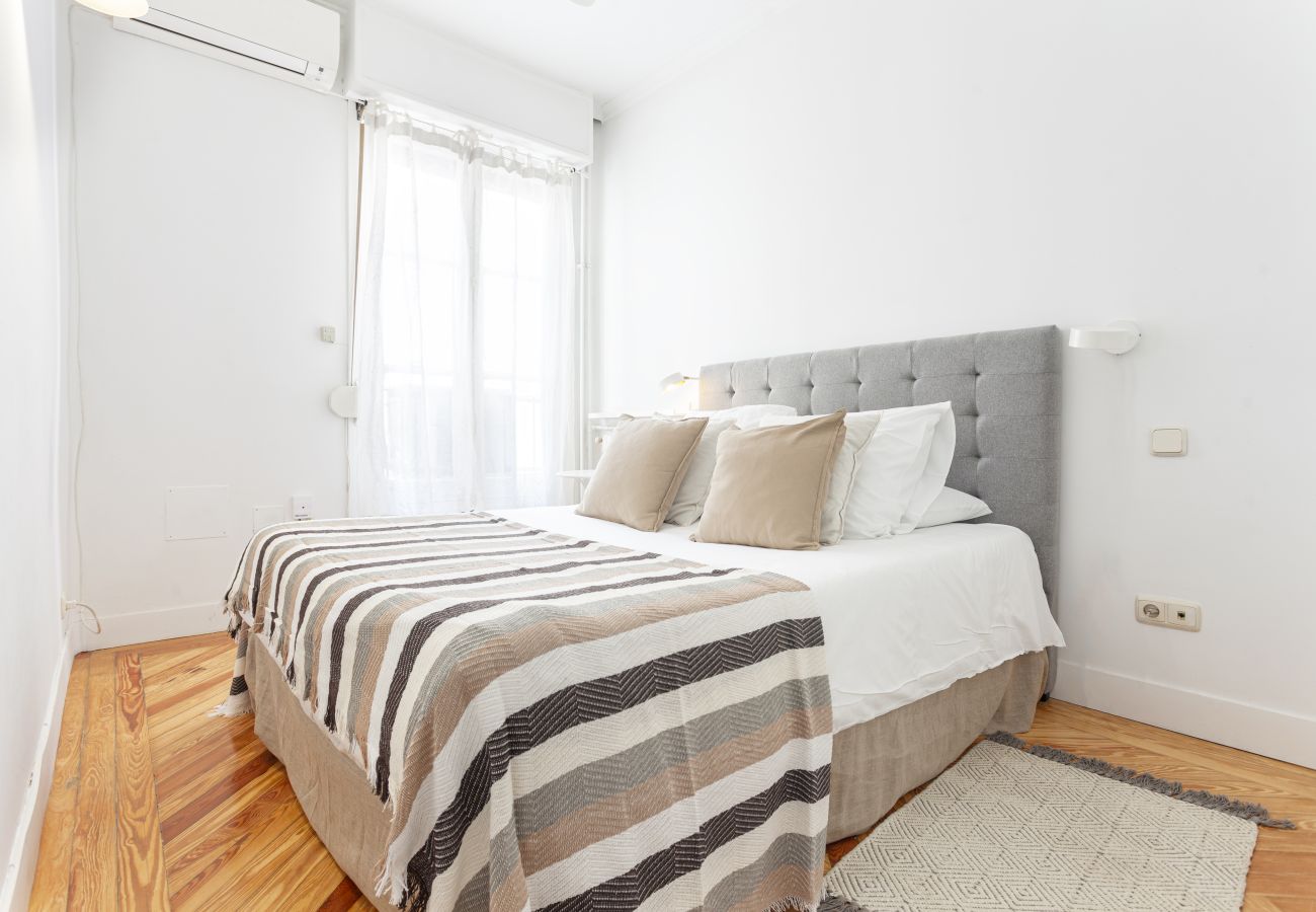 Apartamento en Madrid - Apartamento  Las Cortes II en Madrid