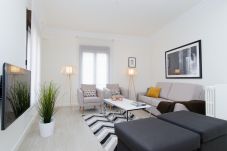 Apartment in Madrid - Apolo VII