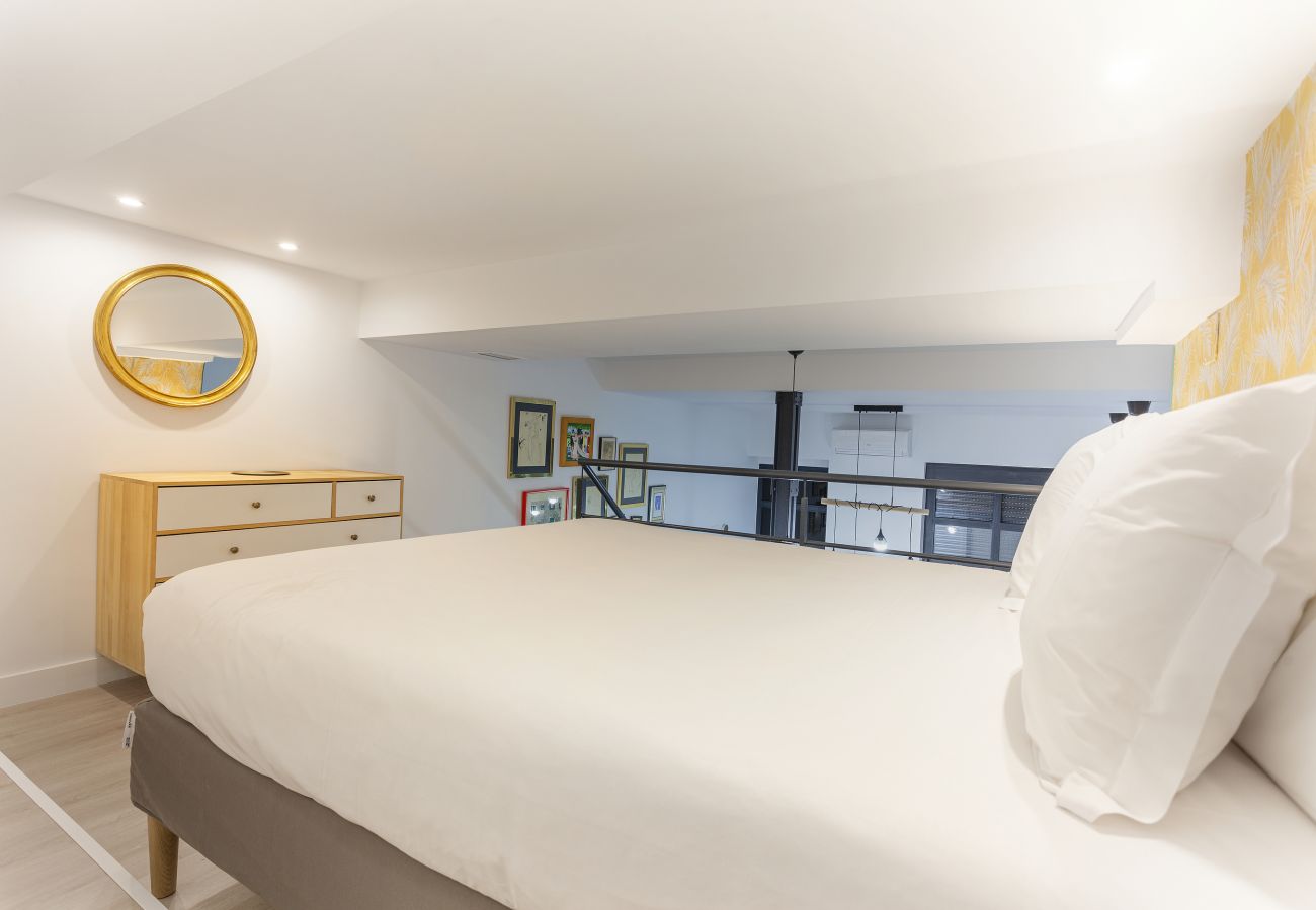 Studio in Madrid -  Bernabeu Loft apartment in Madrid